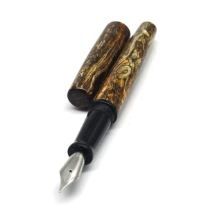 Vega - Pióro wieczne z drewna, Cannabis